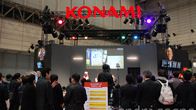 Konami ไม่น้อยหน้า ขนเกมตู้ใหม่ๆมาเอาใจแฟนๆ พร้องทั้งเกมเด่นๆดังๆมากมายกับบรรยากาศภายในงาน AOU 2011