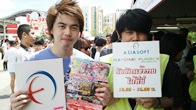 วันนี้ทีมงานคอมพ์เกมเมอร์และเอเชียซอฟท์ได้ขนบัตรเข้าชมคอนเสิร์ตไปแจกให้กับเพื่อนๆ ใน "Bangkok Summer Festival" 