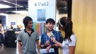 ถือเป็นวันที่สาวกชาว i ทั้งหลายในไทยรอคอยกันมานาน กับการเปิดจำหน่ายอย่างเป็นทางการวันแรกของ iPad2