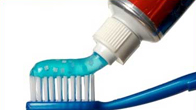 คอลัมน์นี้เค้ามี ประโยชน์มากมายจากเจ้ายาสีฟันที่เพื่อนๆ ใช้กันอยู่ นอกจากจะใช้ทำความสะอาดฟันและช่องปากเราแล้วเนี้ย