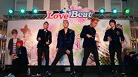 อีกหนึ่งการโชว์ที่ชาว Love Beat ชื่อชอบเป็นอย่างดีนั่นก็คือการโชว์เสต็ปการเต้น Cover Dance 